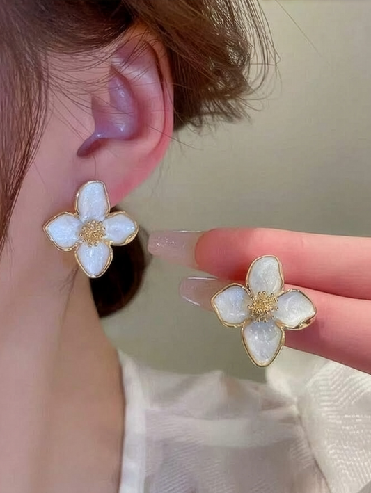 Daisy Lumi Earrings